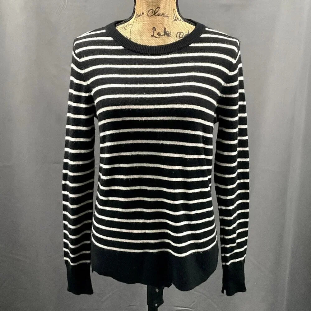 Halogen Sweater Womens Sz Small 100% Cashmere Striped Crew Neck Pullover Soft